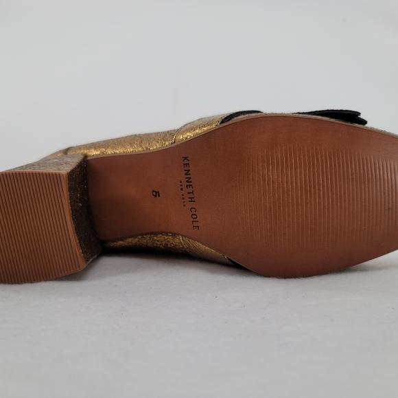 Kenneth Cole New York Pumps Kiltie Block Heel Gold - Picture 4 of 5